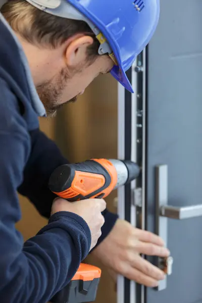 Taschereau Locksmith & Electric Solutions Team